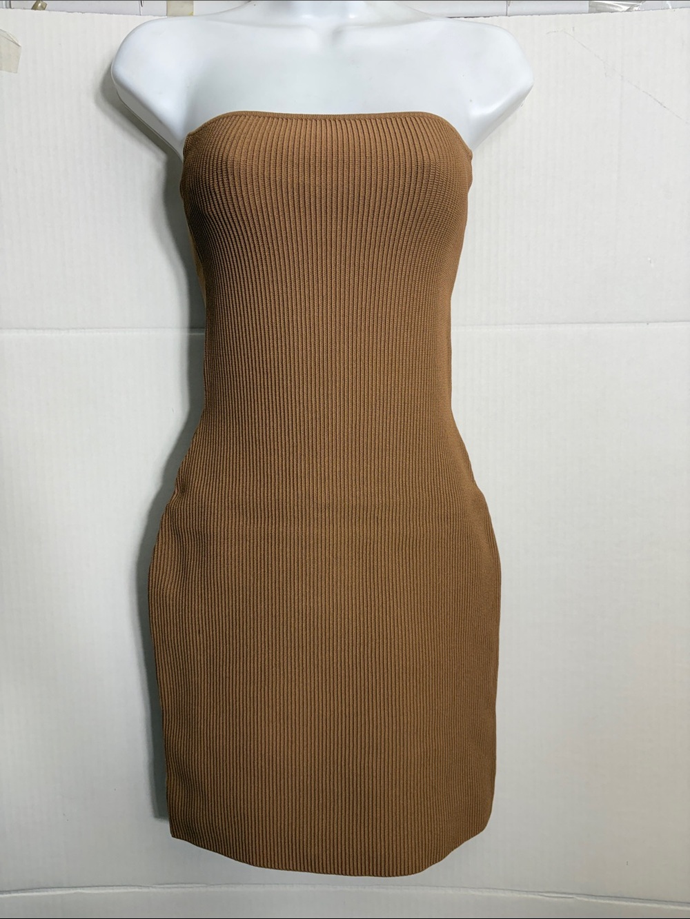 Aritzia Babaton color saville Sculpt Knit Tube Dress 1267